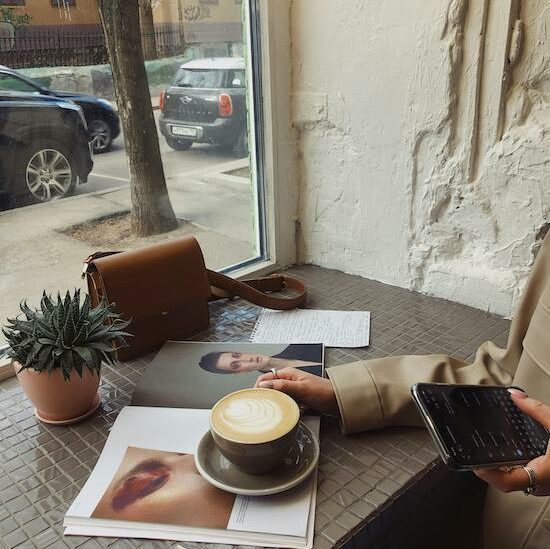 Finding a cosy spot to read + people watch